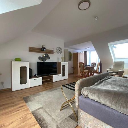Dachgeschoss Apartment Mit Ausblick Halle  Εξωτερικό φωτογραφία