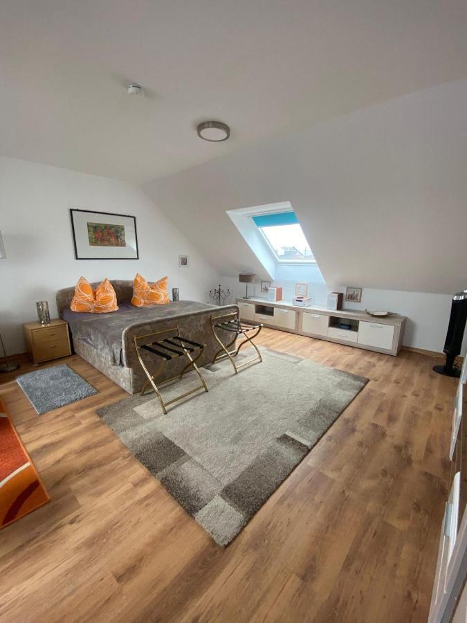 Dachgeschoss Apartment Mit Ausblick Halle  Εξωτερικό φωτογραφία