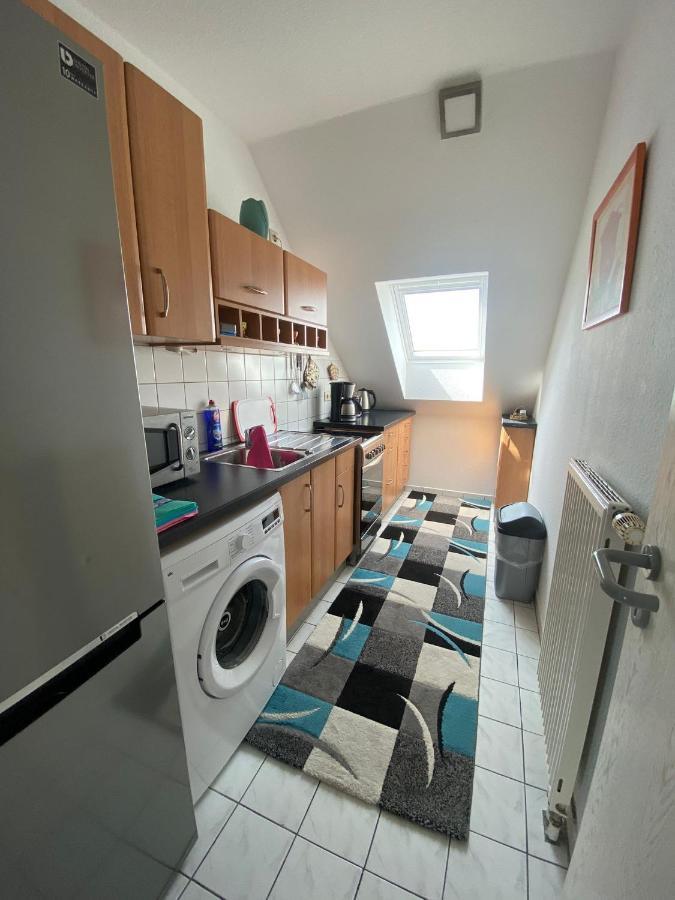 Dachgeschoss Apartment Mit Ausblick Halle  Εξωτερικό φωτογραφία